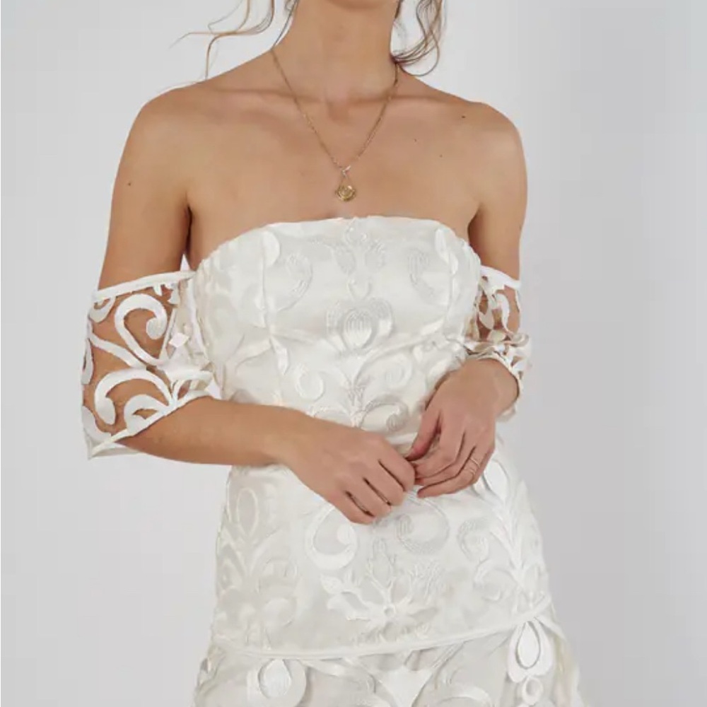 Elegant White Off-Shoulder Dress - Finders Keepers Brand